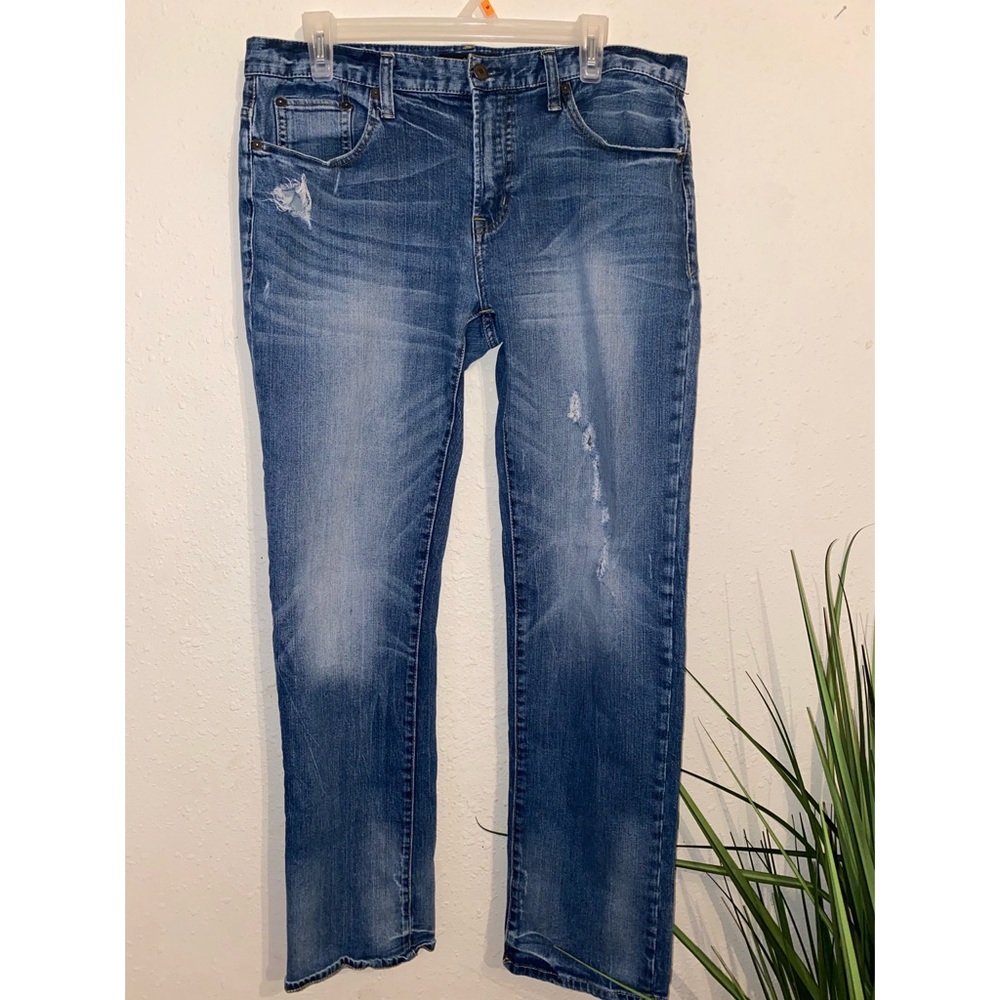 AEROPOSTALE SLIM STRAIGHT DISTRESS JEAN